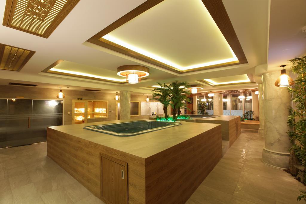Minh Tam Hotel & Spa 3/2 Ho Chi Minh City Exterior photo